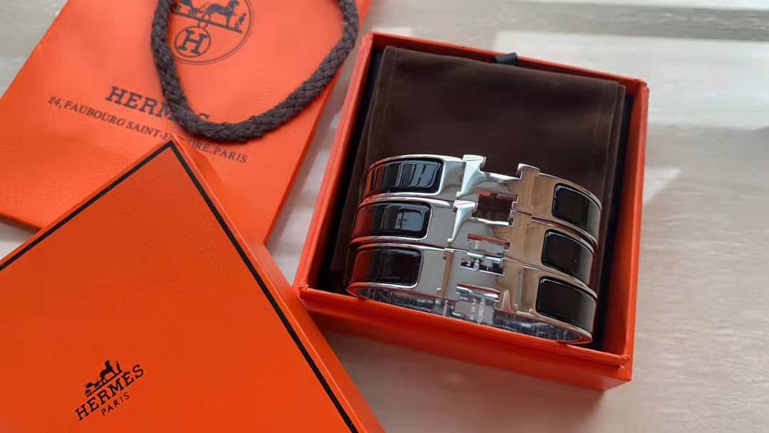 Cartier C de Cartier 手镯/手链 3