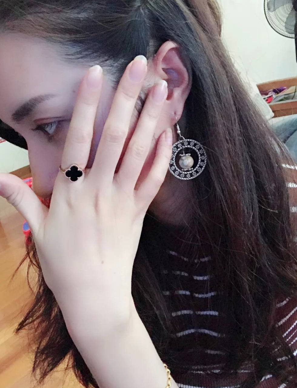 Van Cleef & Arpels Vintage Alhambra 项链 3