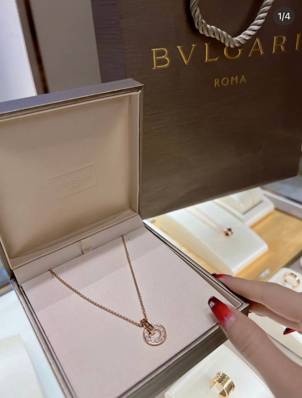 Van Cleef & Arpels Alhambra 项链 3