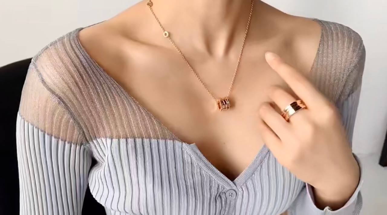 Van Cleef & Arpels Sweet Alhambra 手镯/手链 3