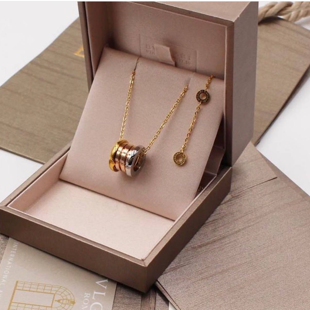 Bvlgari Goldea 手镯/手链 2