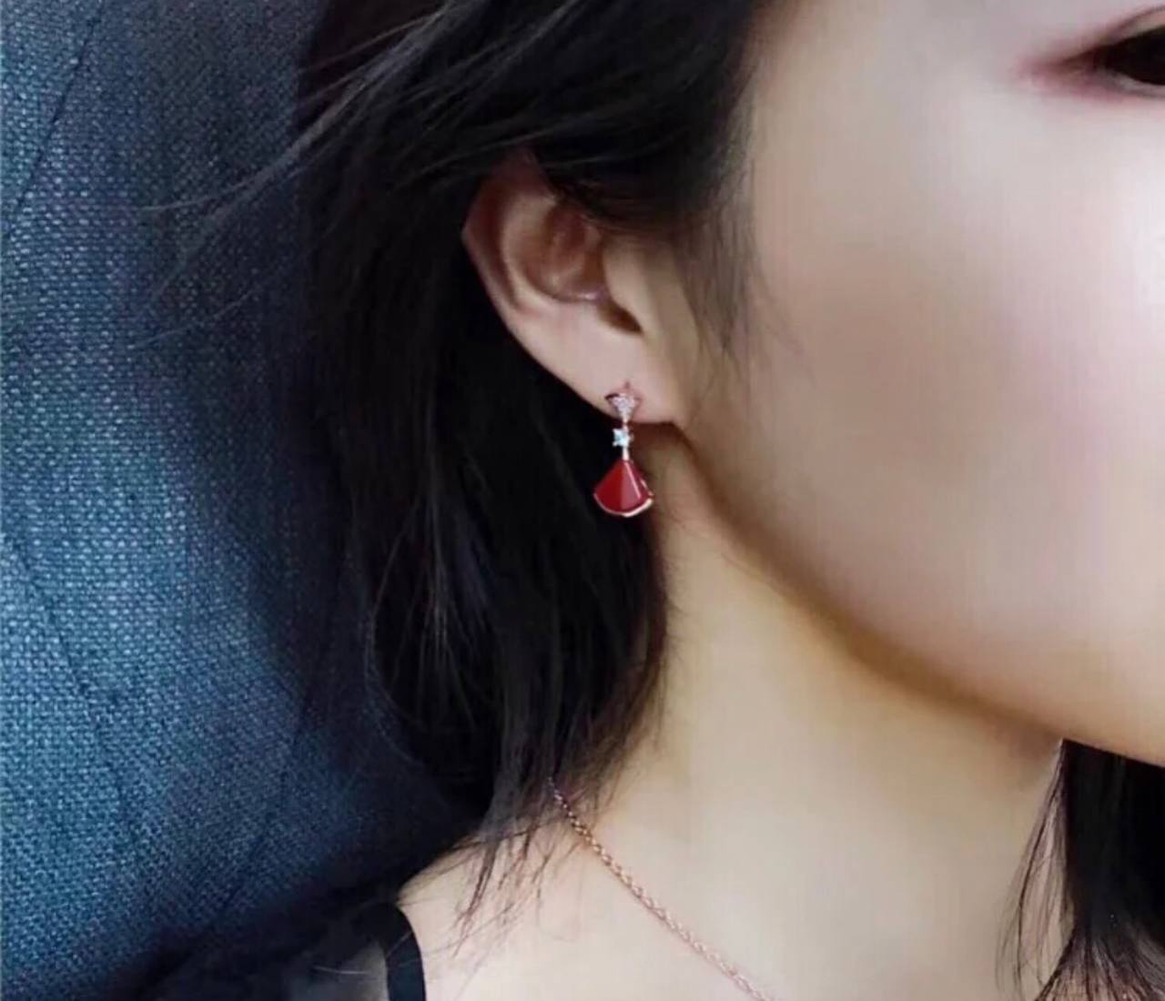 Chanel Camélia 手镯/手链 2