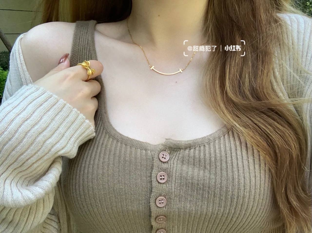 Chanel N°5 耳环 3