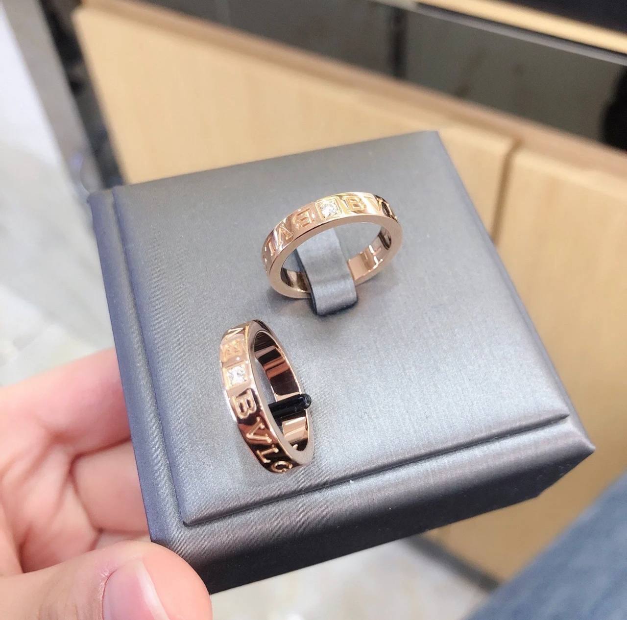 Dior Mimirose 耳环 2