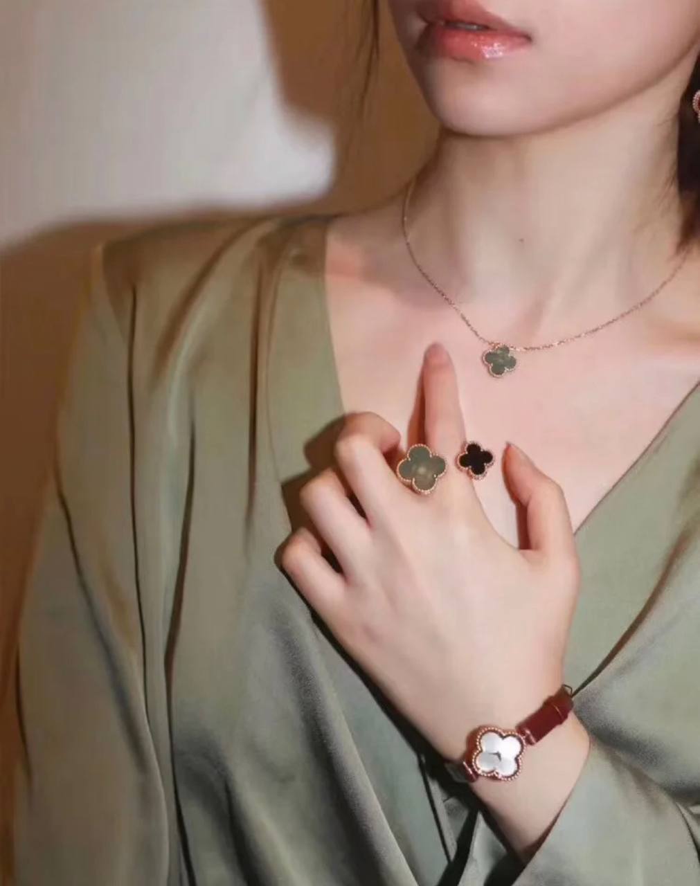 Dior Lucky Dior 耳环 3