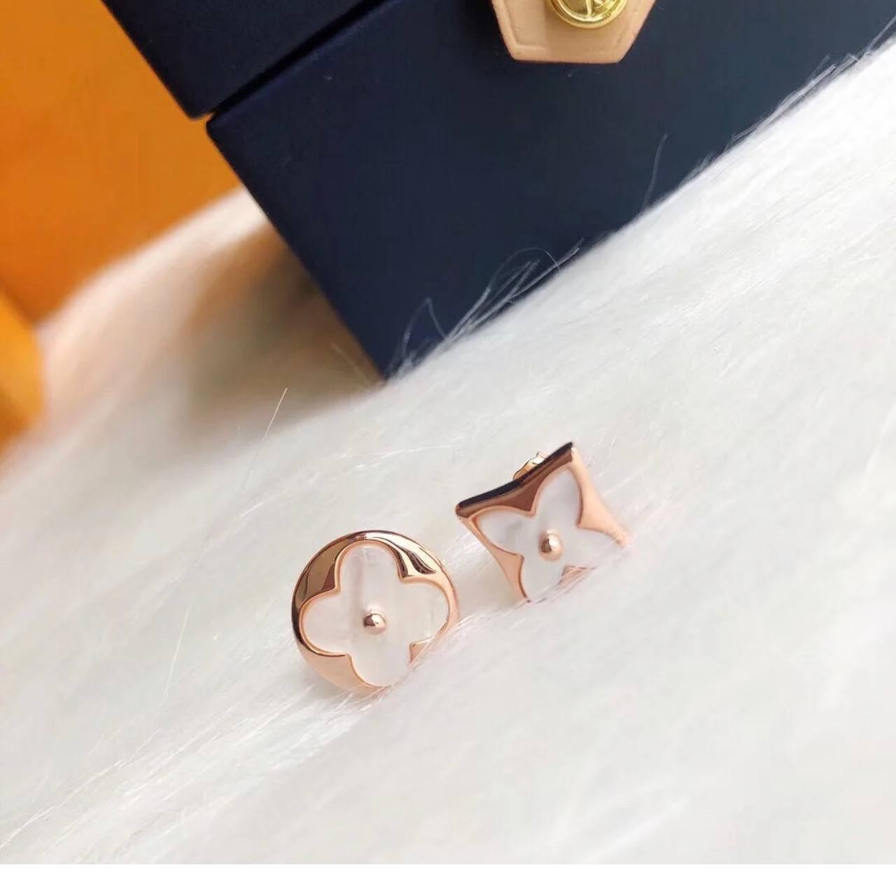 Dior Rose des Vents 手镯/手链 2