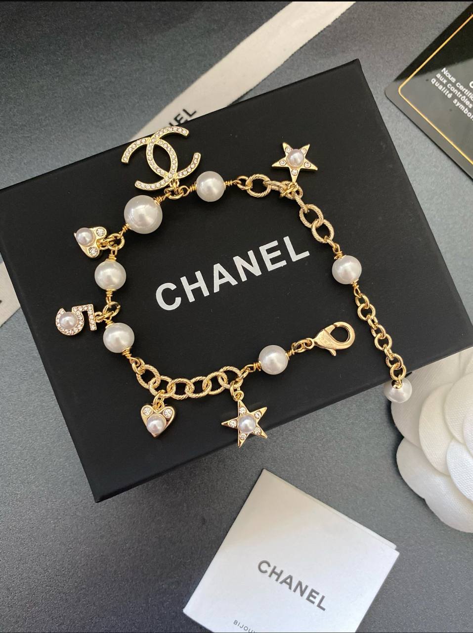 Van Cleef & Arpels Frivole 耳环 4