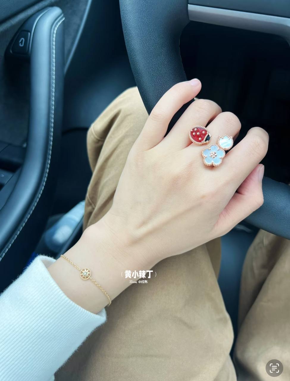 Bvlgari B.ZERO1 手镯/手链 5