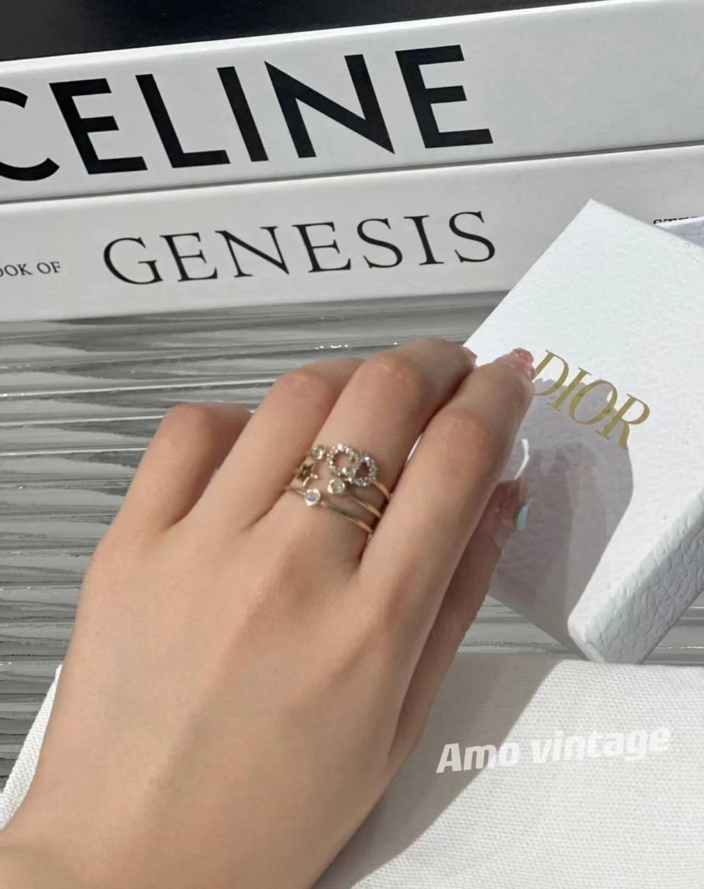 Van Cleef & Arpels Perlée 耳环 4