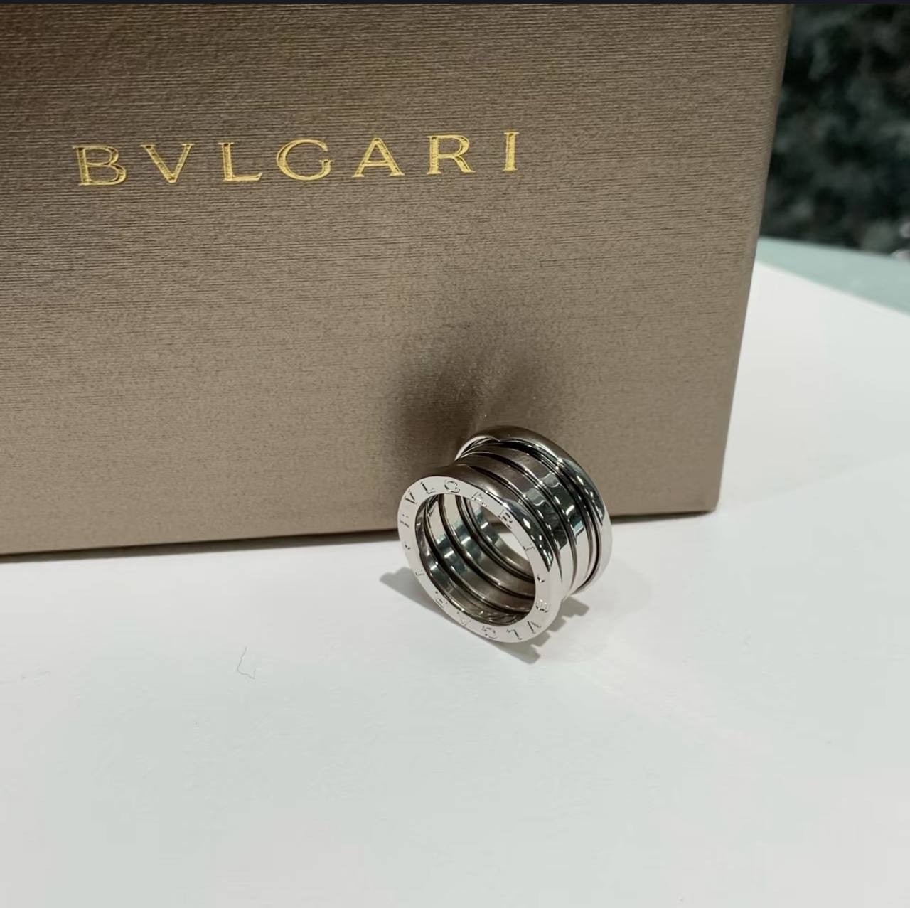 Van Cleef & Arpels Toujours 戒指 6