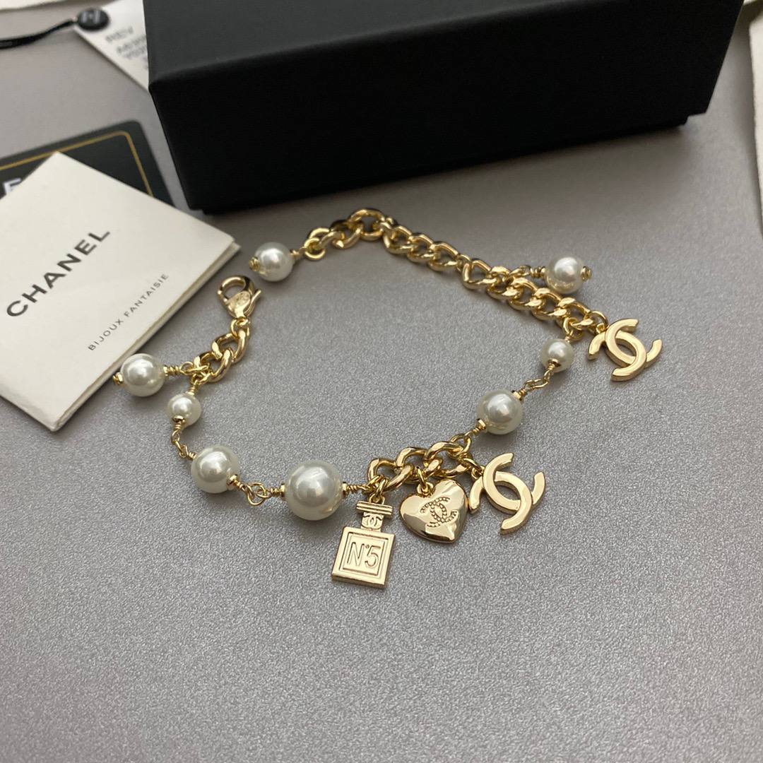 Cartier Clash de Cartier 耳环 5